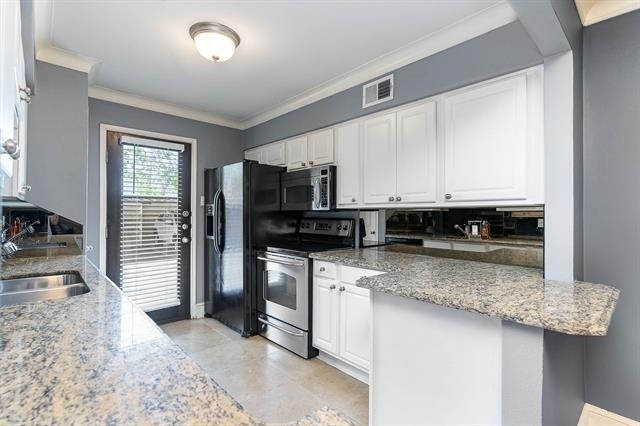 10109 Regal Park Lane - Photo 4