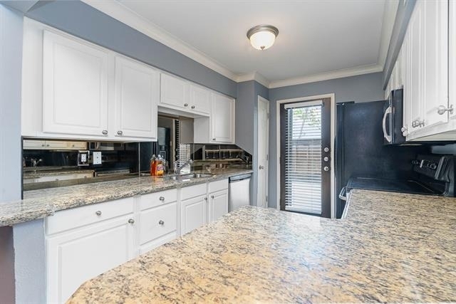 10109 Regal Park Lane - Photo 3