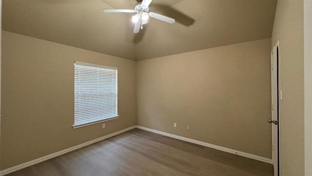 5823 Sunny Meadow Lane - Photo 11