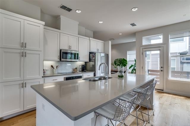 2452 Thatcher Drive - Photo 11