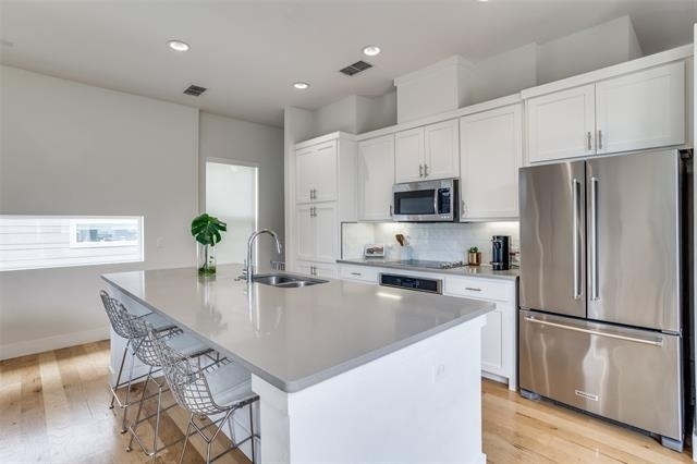 2452 Thatcher Drive - Photo 15