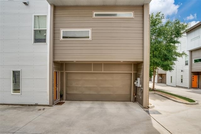 2452 Thatcher Drive - Photo 3