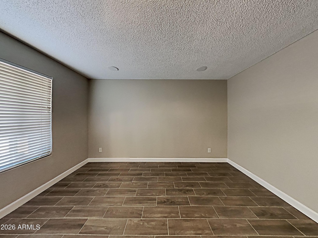 11823 N 49th Drive - Photo 7