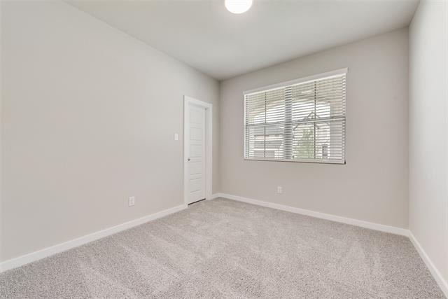 704 Summerberry Drive - Photo 16