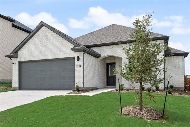 704 Summerberry Drive - Photo 1