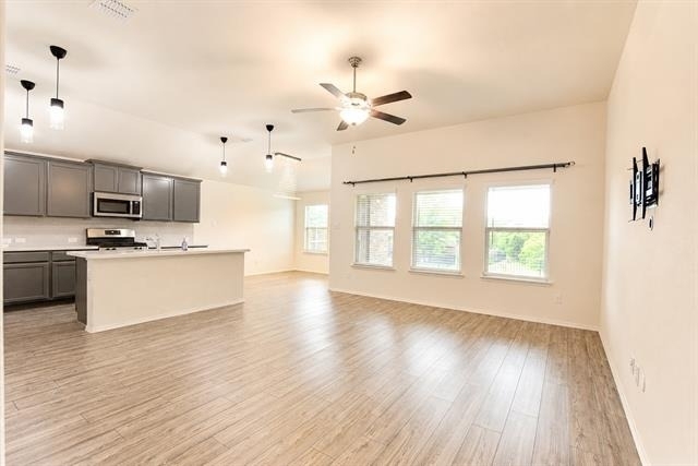 1740 Alamandine Avenue - Photo 3