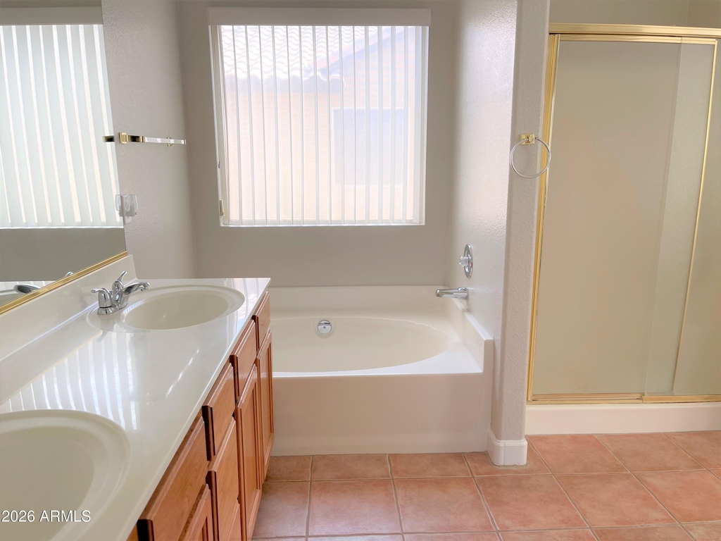 16247 W Jackson Street - Photo 10