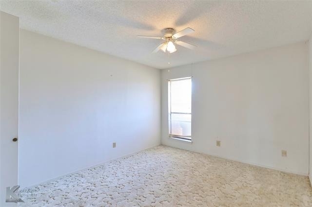 4074 Russell Avenue - Photo 9