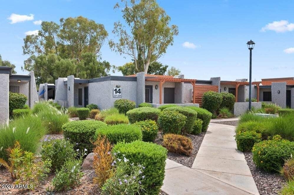 1800 E Covina Street - Photo 0
