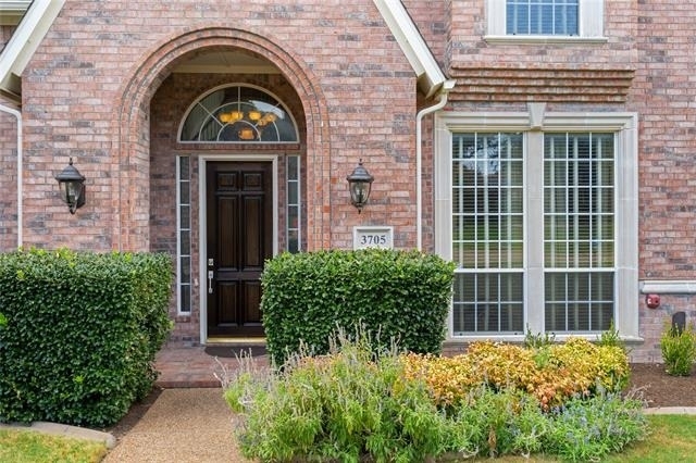 3705 Country Oak Court - Photo 1