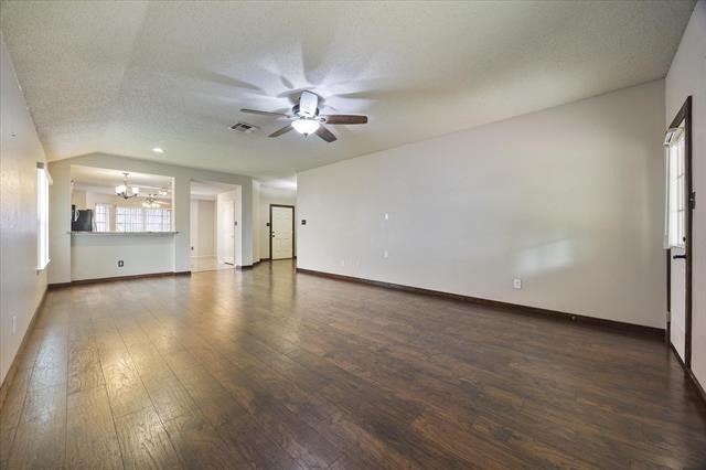 2701 Redwood Street - Photo 11