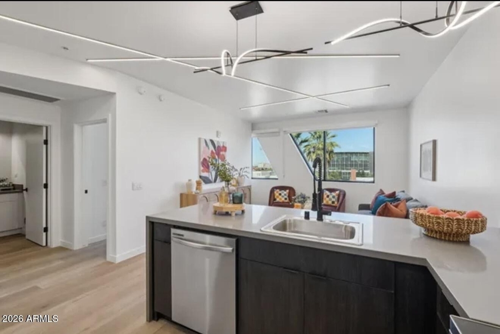 1030 N 1st Street - Photo 2