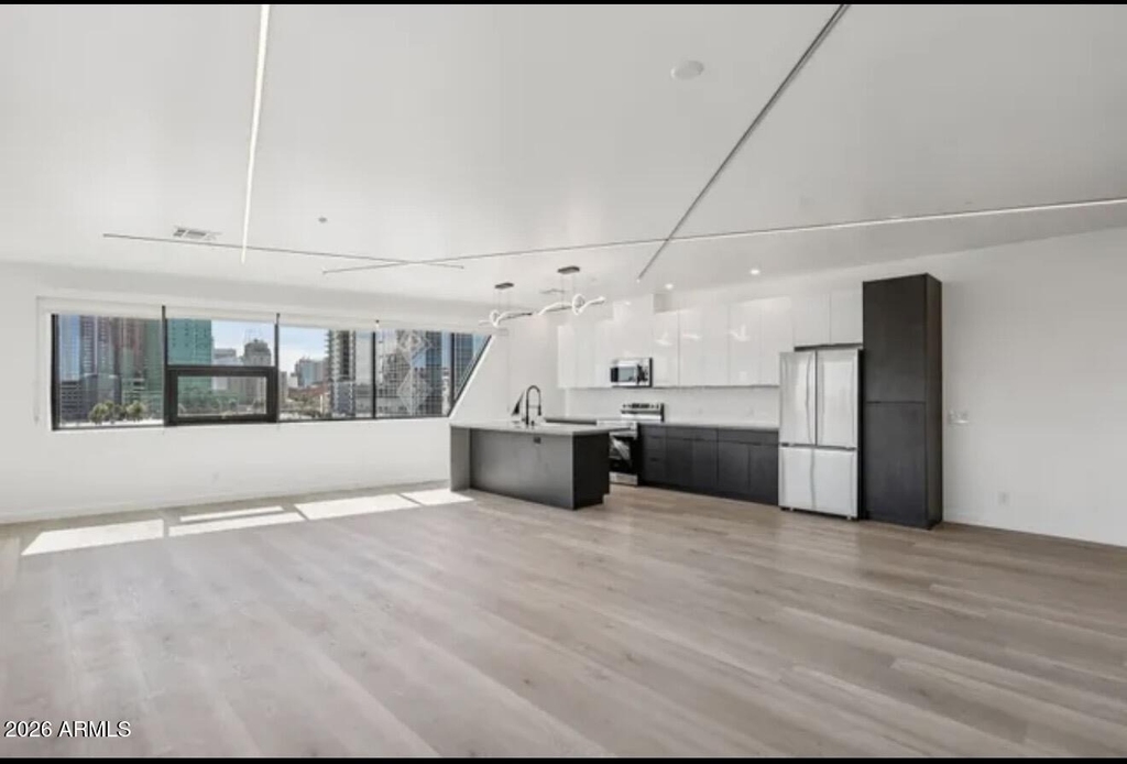 1030 N 1st Street - Photo 1