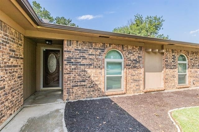 2013 Memphis Drive - Photo 2