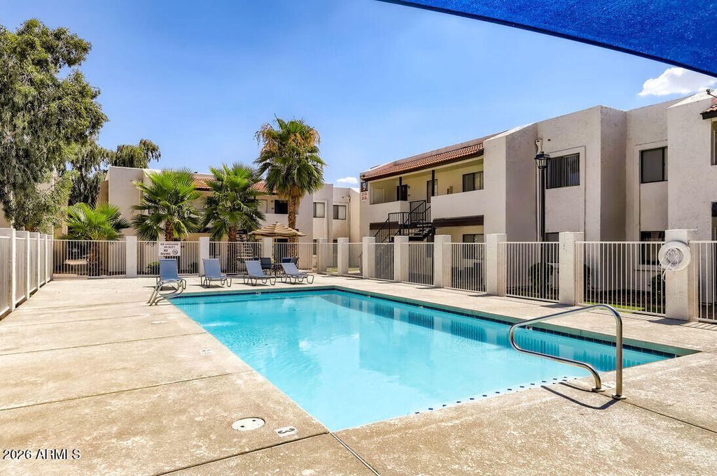 2524 W Glenrosa Avenue - Photo 6