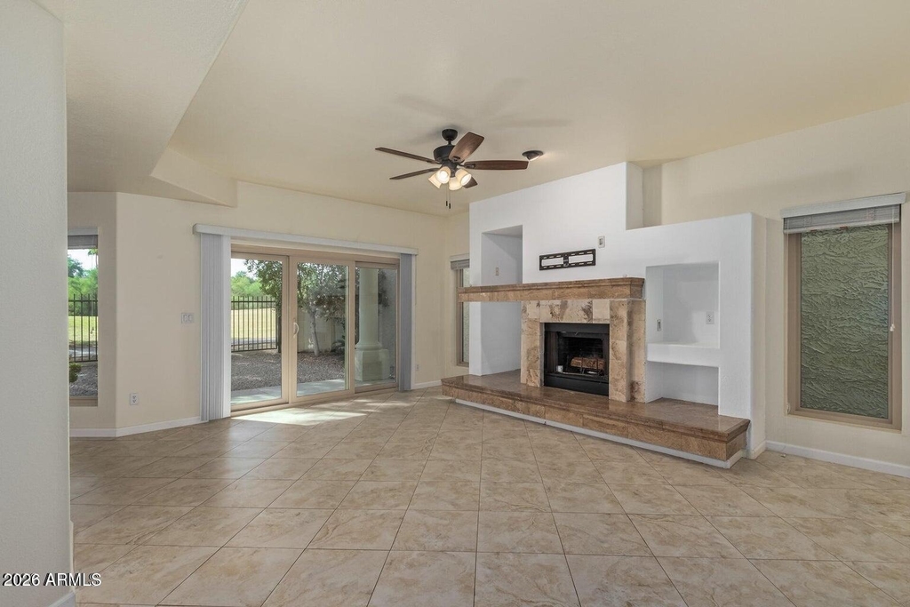 9414 S 51st Street - Photo 8