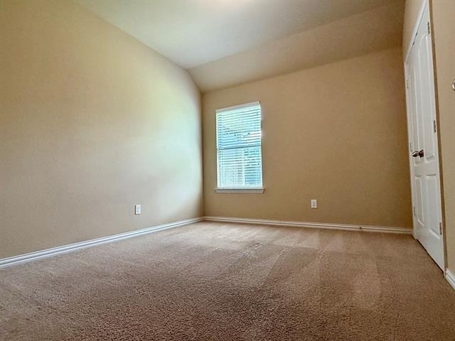 616 Kinghaven Drive - Photo 14