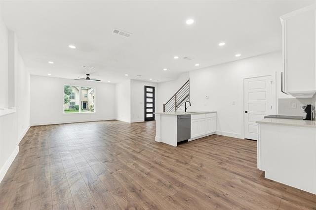 9471 Timberleaf Drive - Photo 8