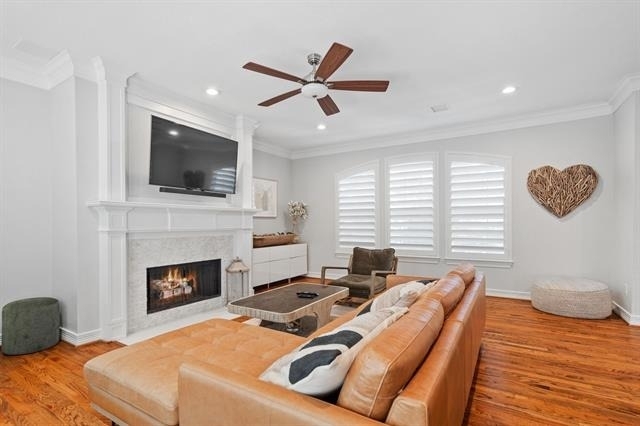 2704 Welborn Street - Photo 10