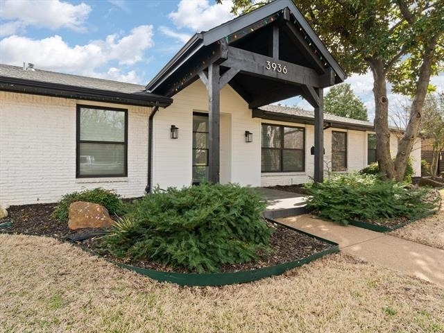 3936 Cedar Bayou Drive - Photo 2
