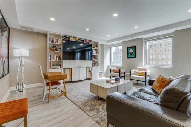 1505 Elm Street - Photo 1