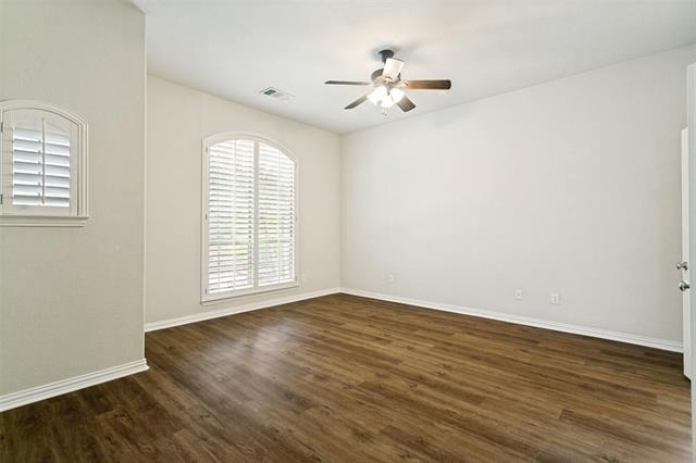 1148 Amy Drive - Photo 2