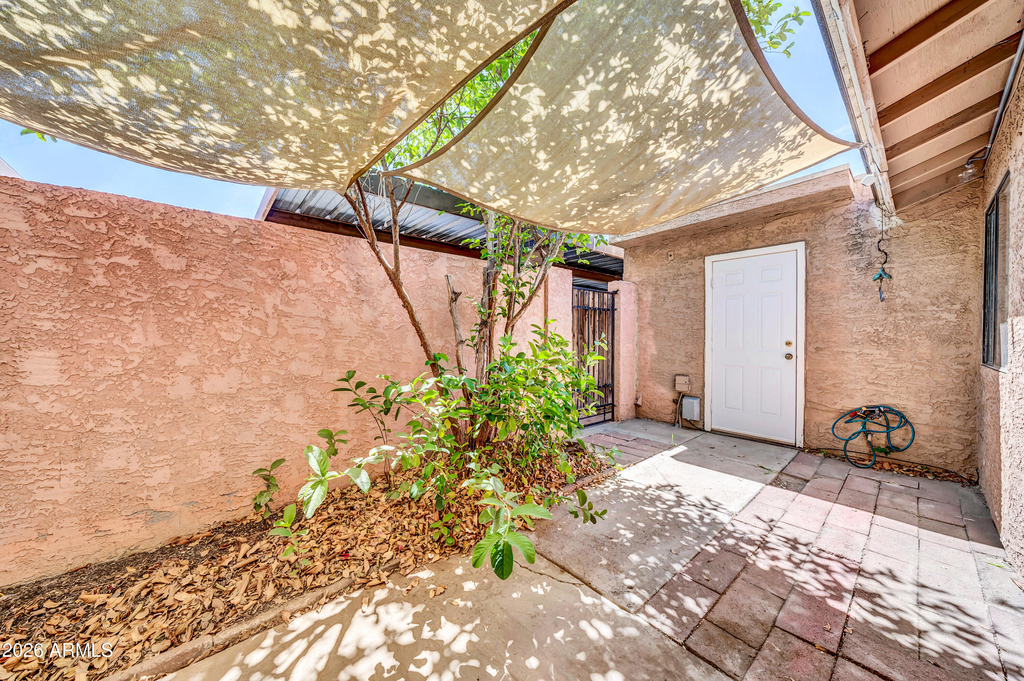 2845 E Tracy Lane - Photo 17