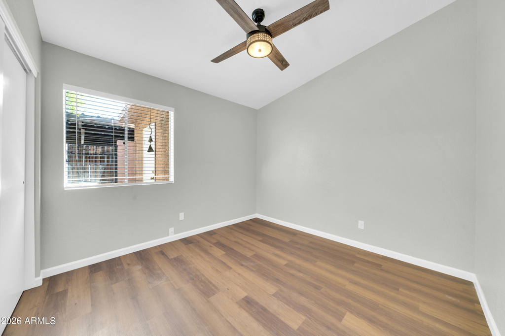 2845 E Tracy Lane - Photo 10