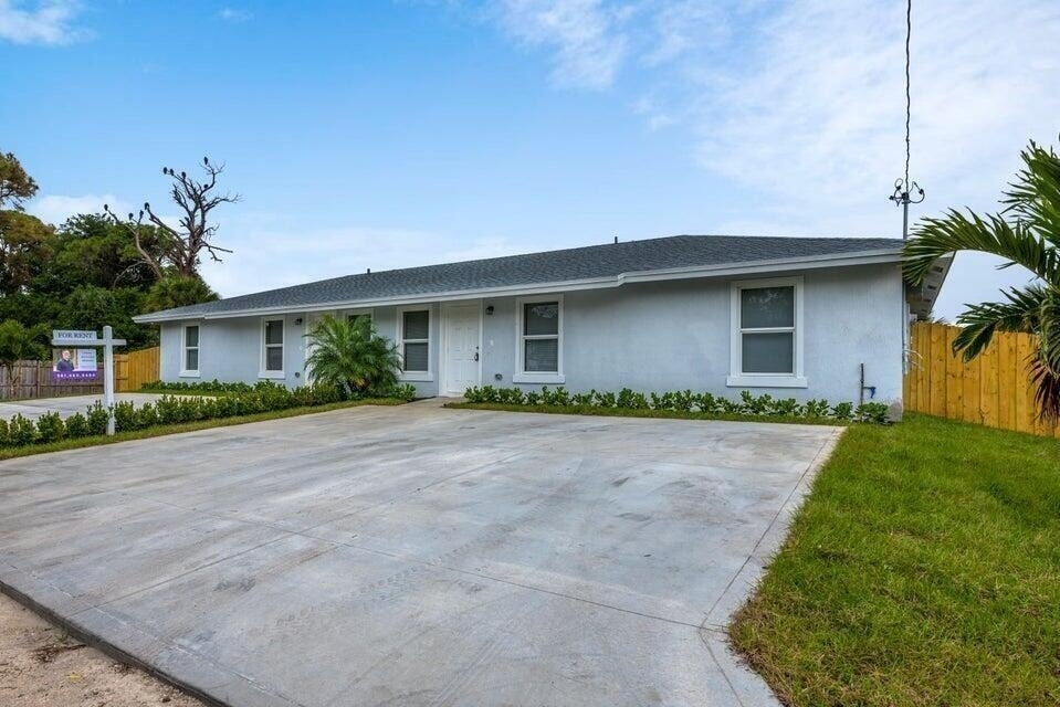 5173 Clouse Road - Photo 0