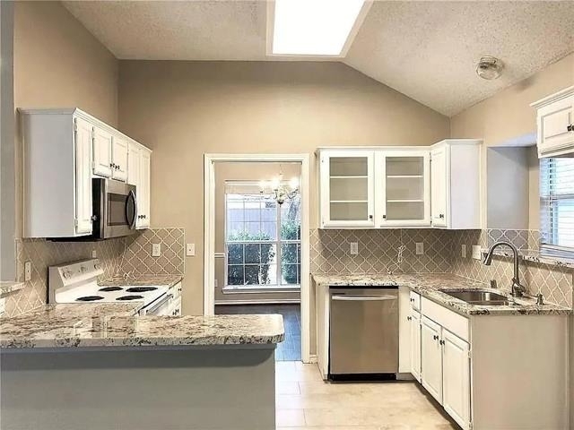 8000 Anchor Street - Photo 2