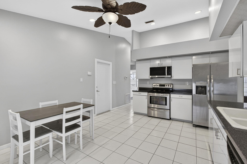 6064 Beaconwood Road - Photo 12