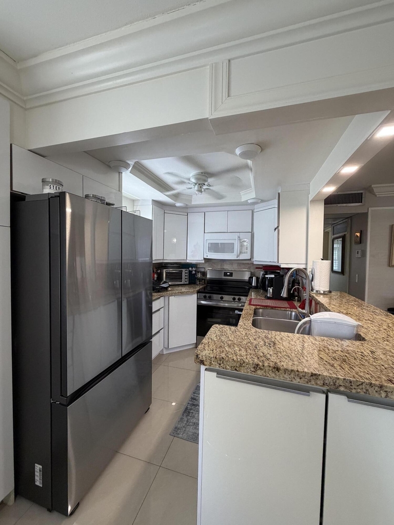 292 Brittany Avenue - Photo 14