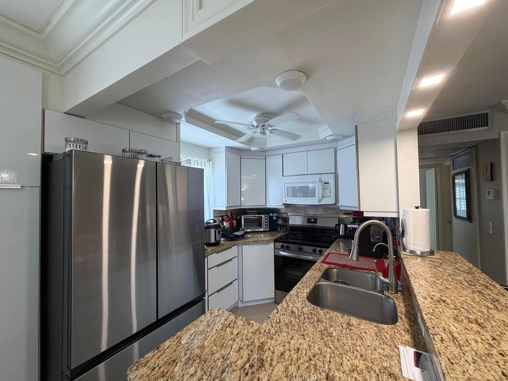 292 Brittany Avenue - Photo 13