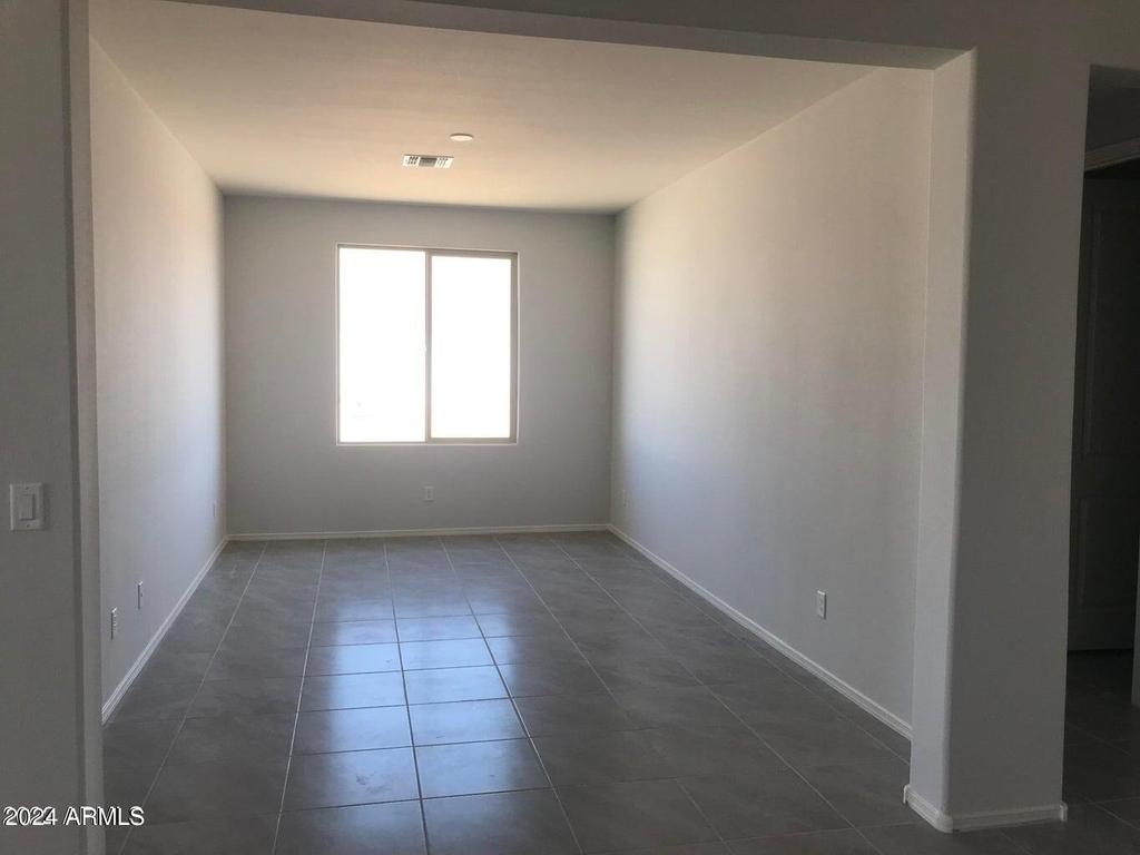 10512 W Appaloosa Trail - Photo 9