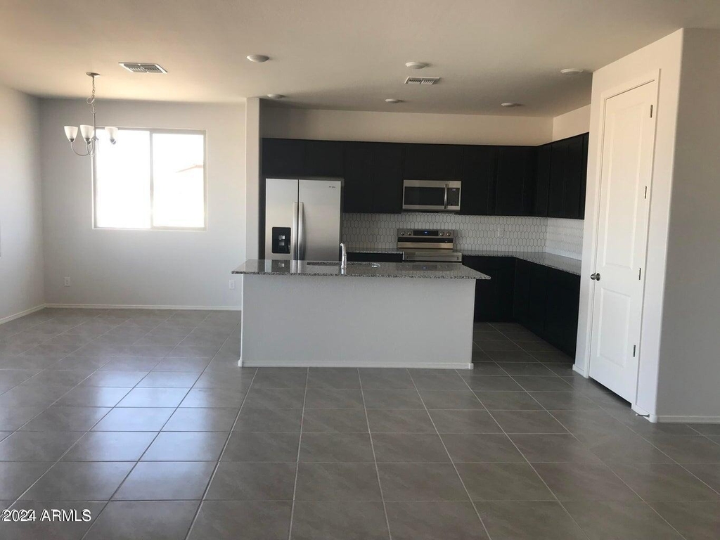 10512 W Appaloosa Trail - Photo 17