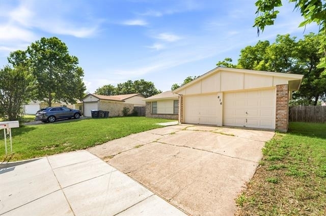 616 Reveille Road - Photo 2