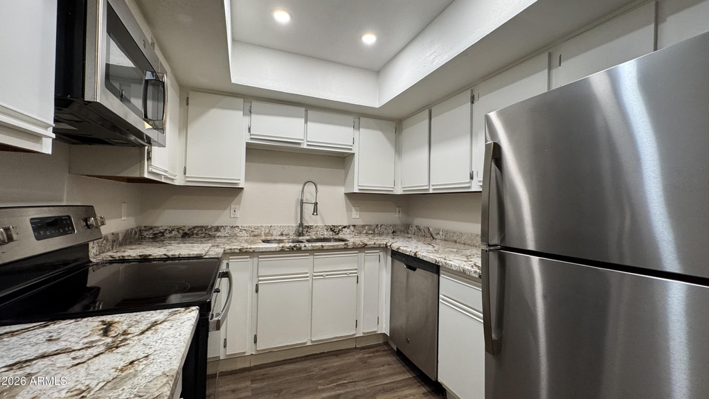 1340 N Recker Road - Photo 5
