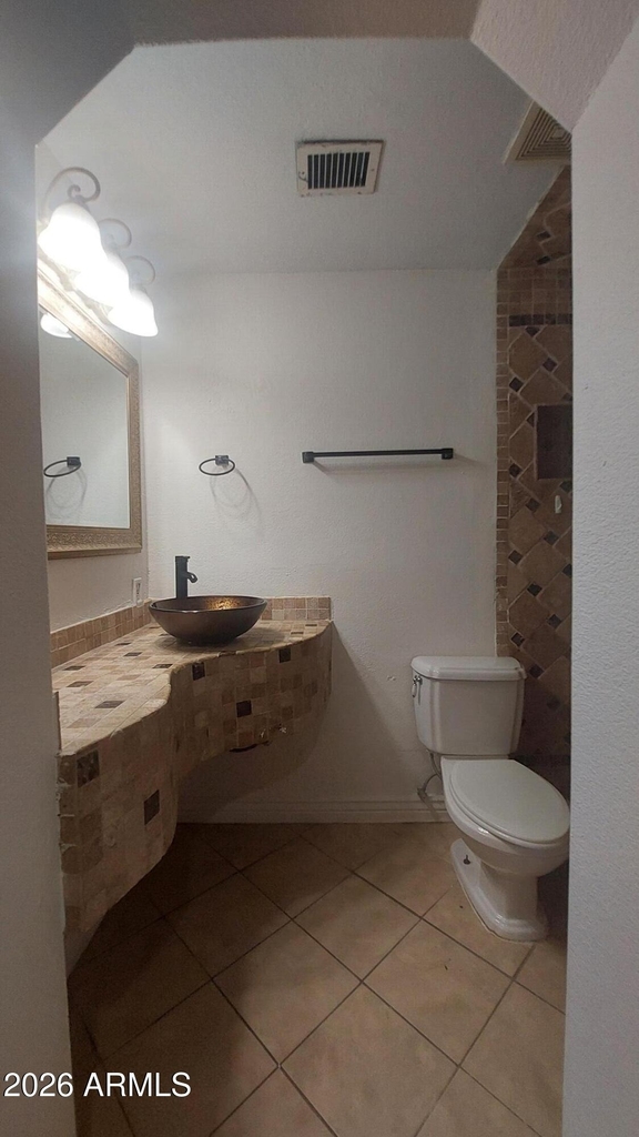 2448 W Freeway Lane - Photo 17