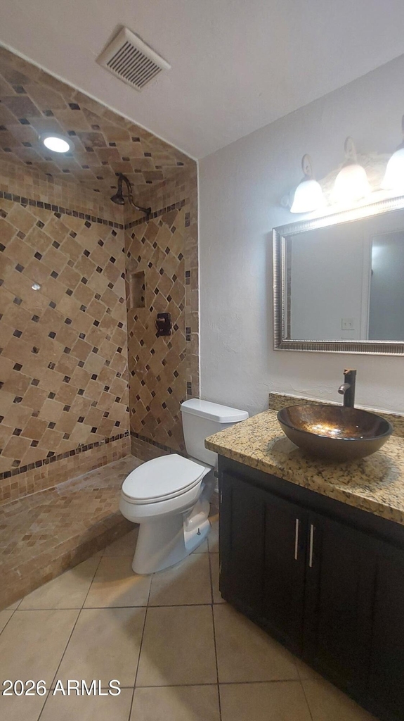 2448 W Freeway Lane - Photo 14