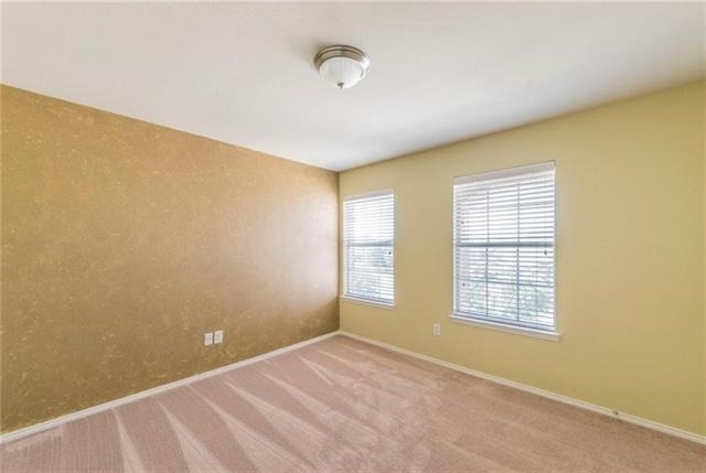 560 Griffith Drive - Photo 12