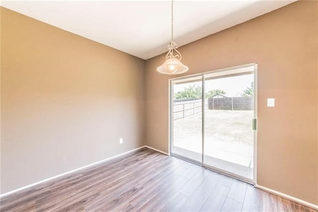 560 Griffith Drive - Photo 7