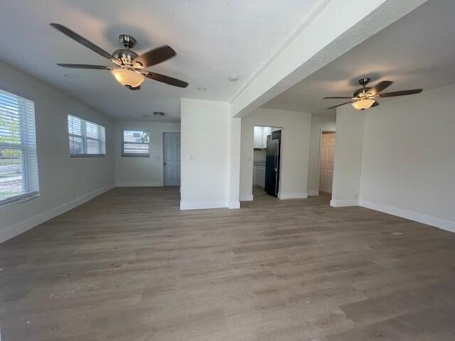 304 N Tamarind Avenue - Photo 12