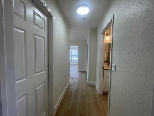 304 N Tamarind Avenue - Photo 21