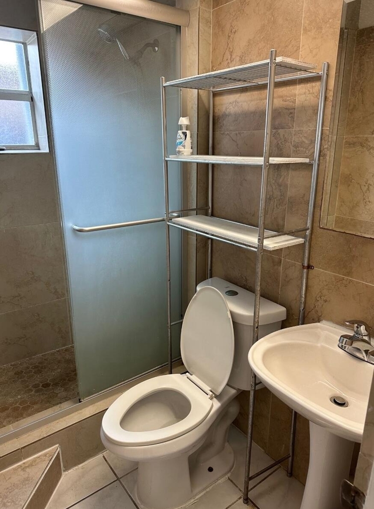 31 Sw 10th Street - Photo 6