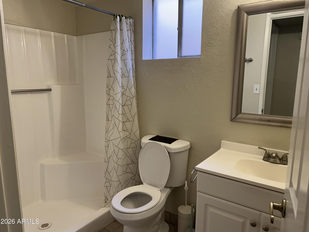 925 E Beryl Avenue - Photo 7