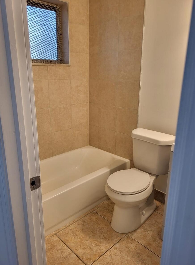 317 N 61st Terrace - Photo 5