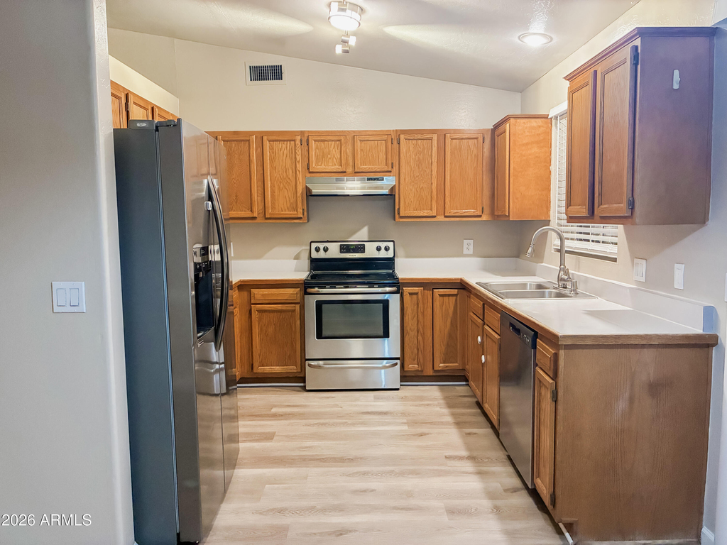 9105 W Raven Drive - Photo 6