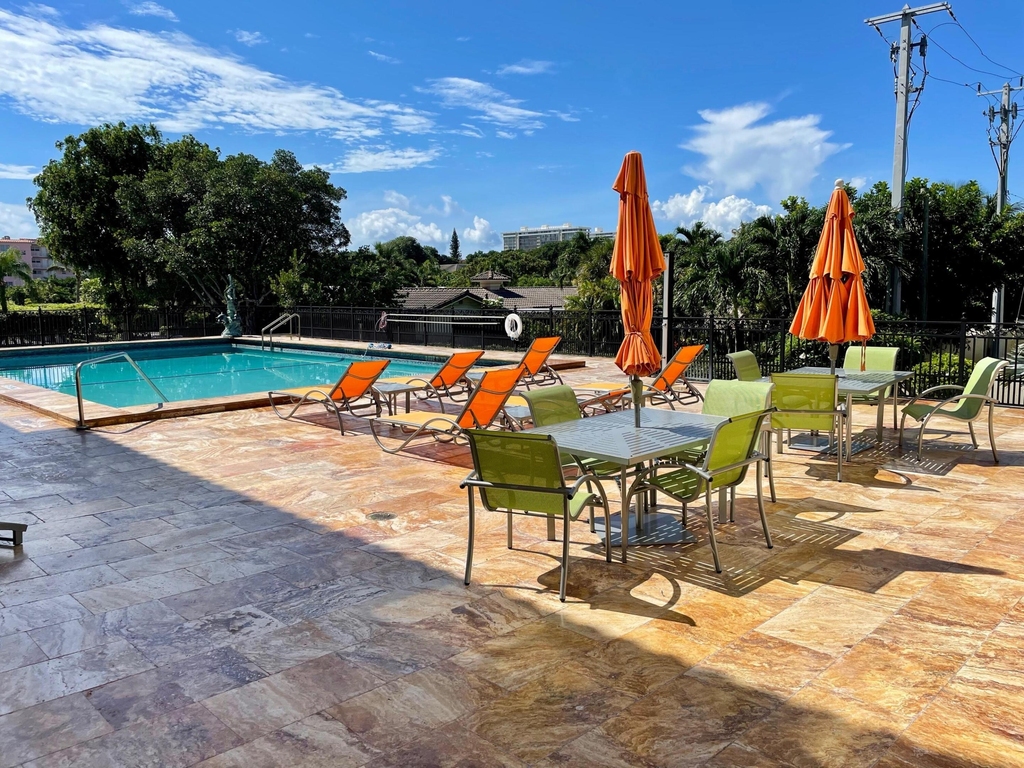 1000 Spanish River Road - Photo 44