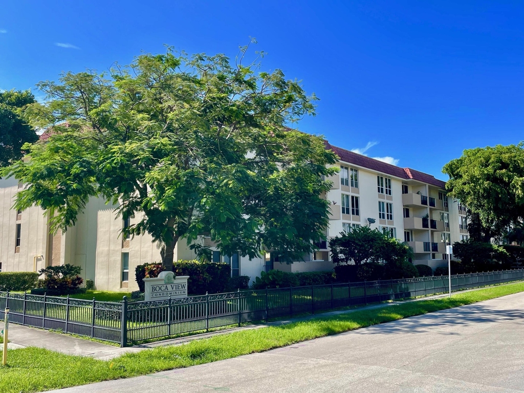 1000 Spanish River Road - Photo 0