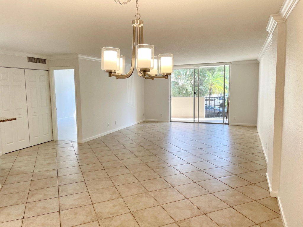 1000 Spanish River Road - Photo 16